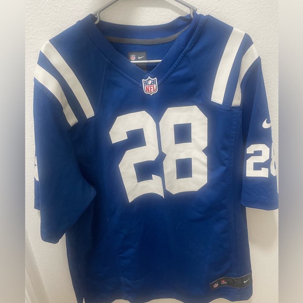 Used colts jersey good condition